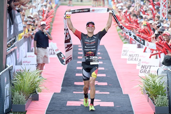 Debutant Currie and McCauley dethrone Ironman New Zealand royalty