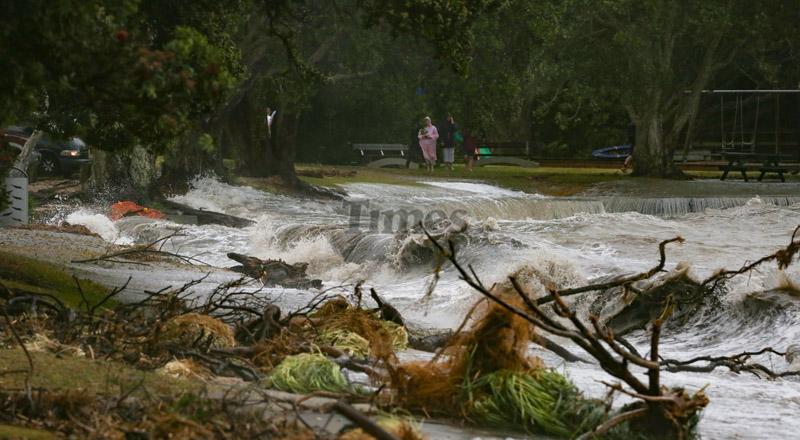 King Tide Cockle Bay0001