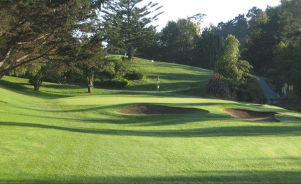 Auckland tees off on golf investment plan