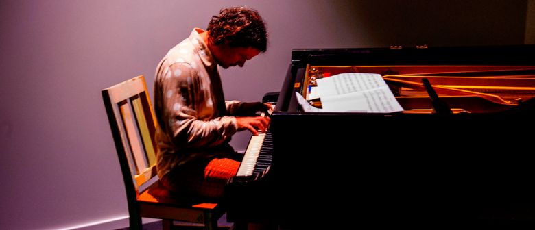 Award winning pianist heads to Uxbridge