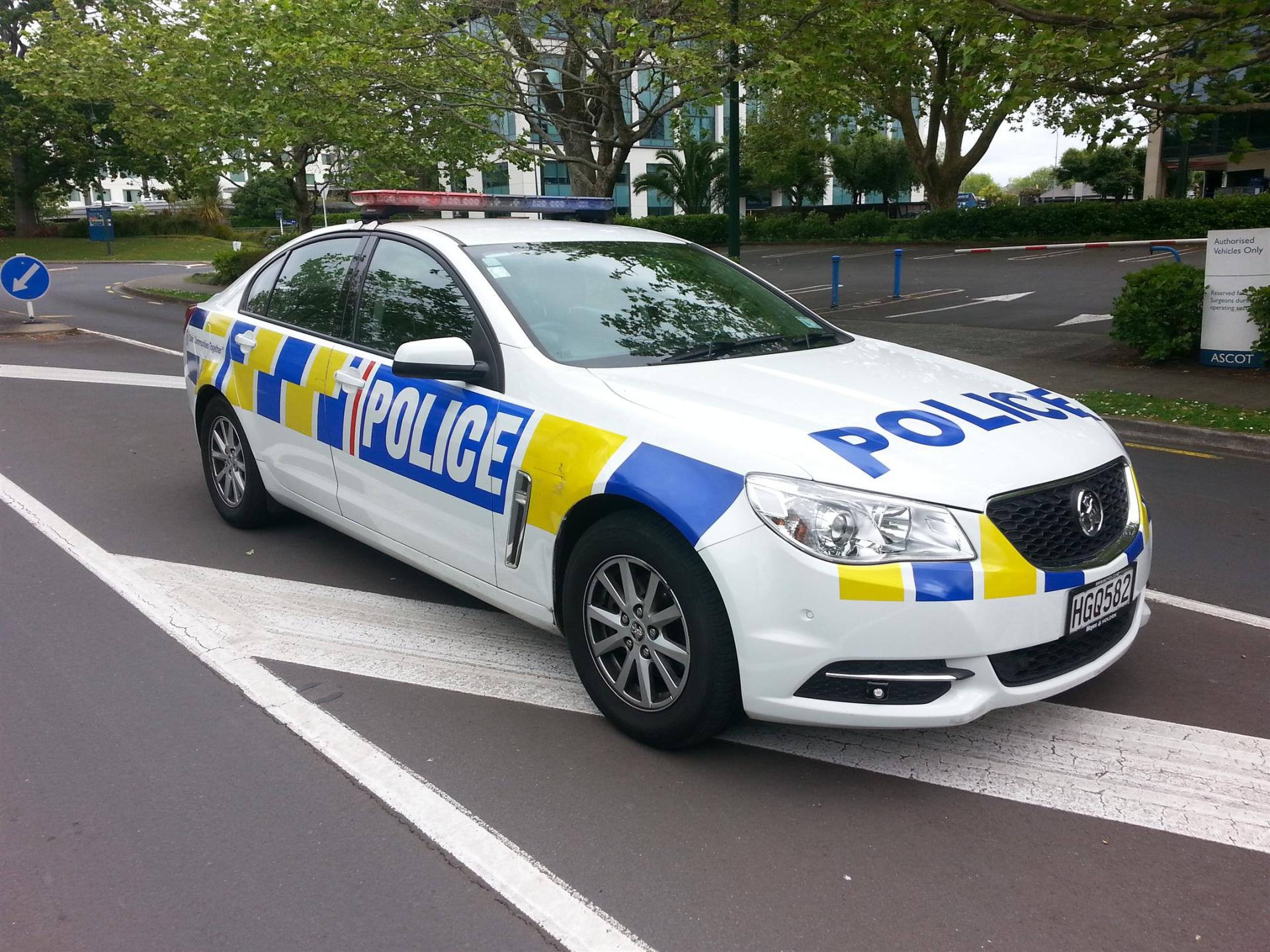 Police investigate fatal stabbing
