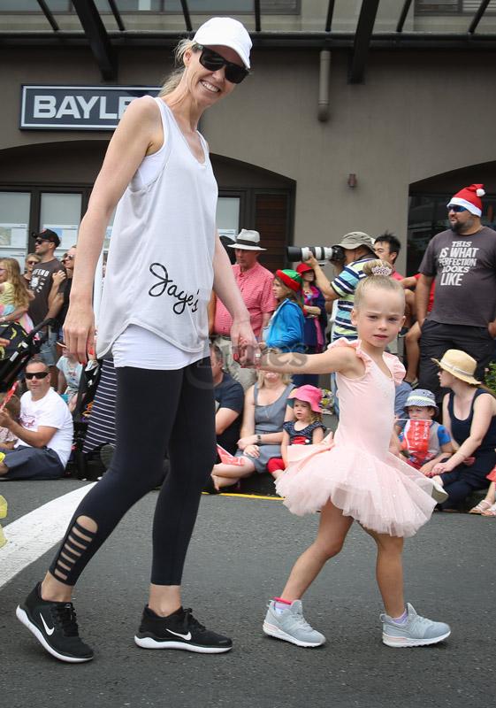 Howick Santa Parade 20180161