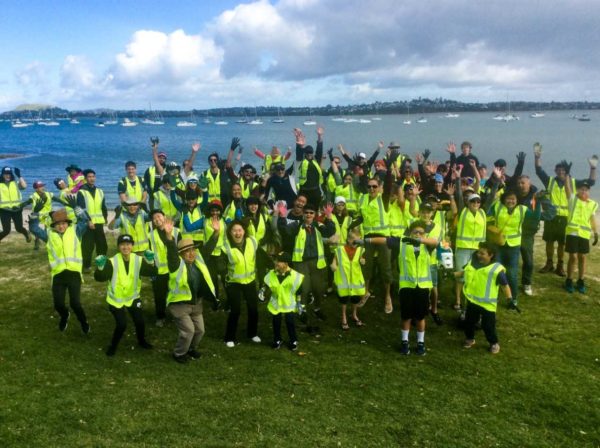 Volunteers target plastic at beaches