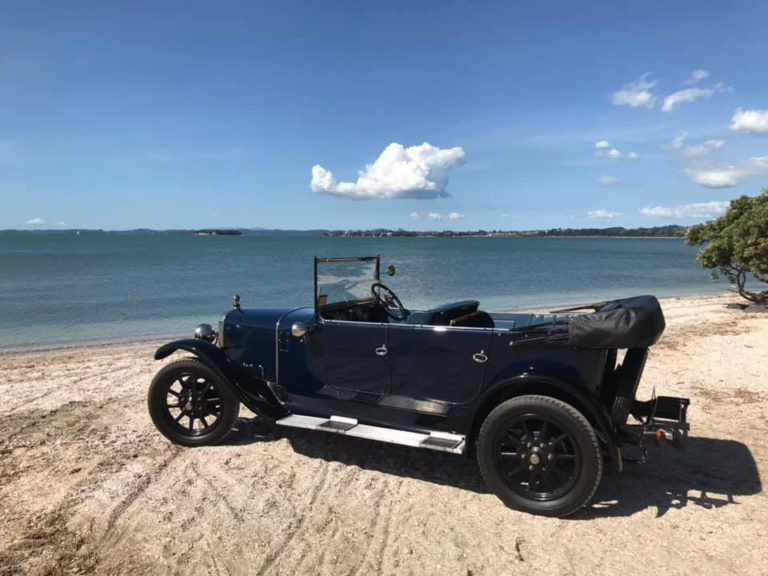 Austin-tacious! : Brit & Euro classic car show