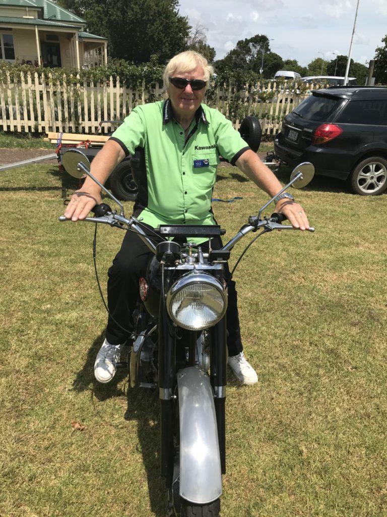 Wheelie great time: Golden Flash to light up show