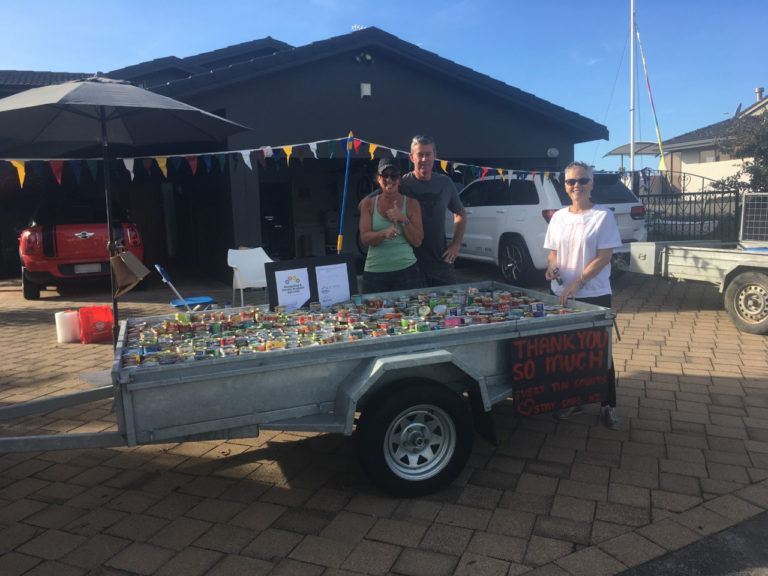 Food donations: Sunnyhills locals show altruism in time of need