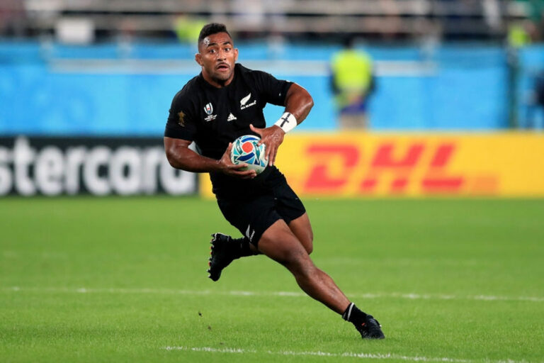 Backs thrill against Fiji
