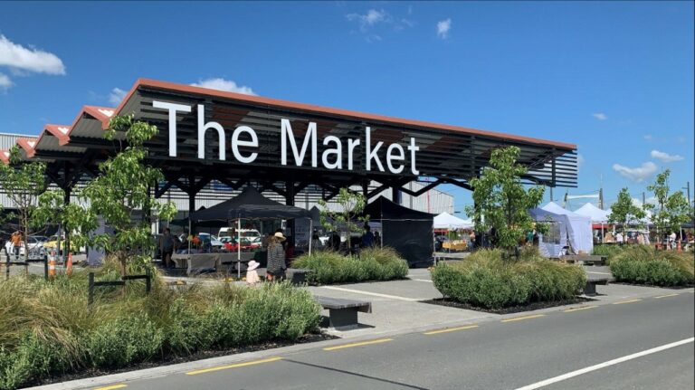 New craft and food market opens