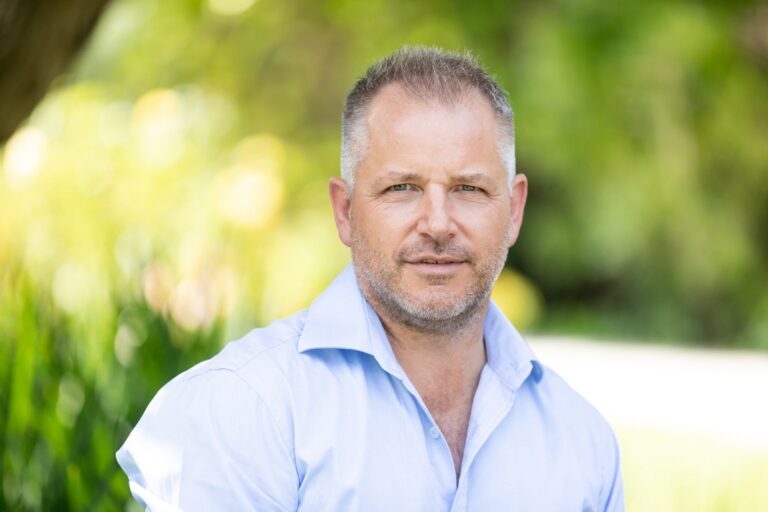 Master tea connoisseur creates special blend for Howick