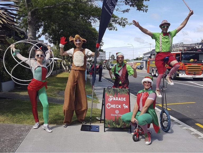 Santa coming to Botany