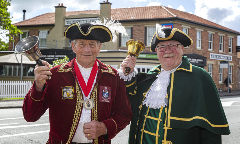 Hear ye! Hear ye!