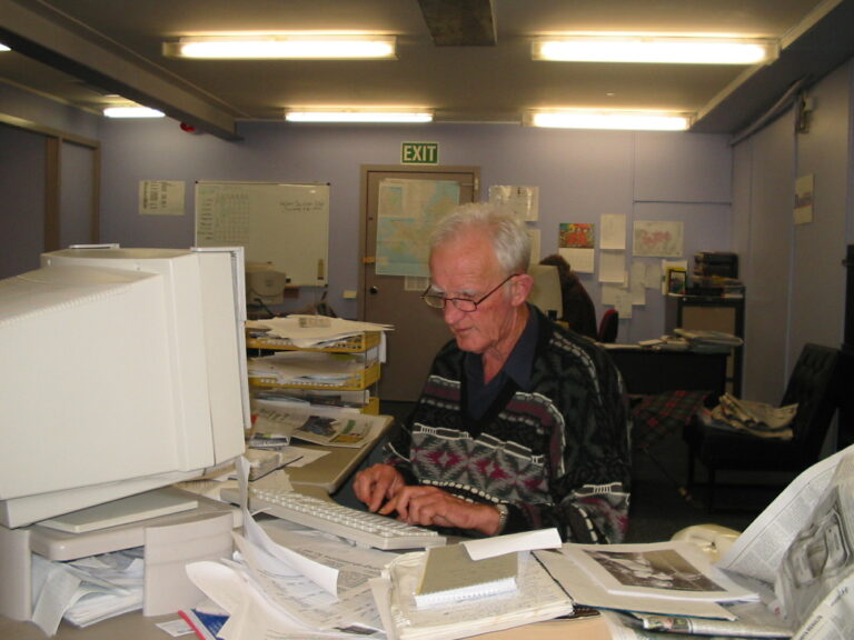 Times’ columnist Ivan Agnew dies