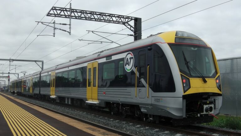 Train services temporarily cancelled across Auckland