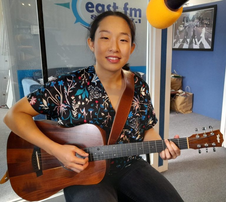 Top prize for artist with empathy for mental health