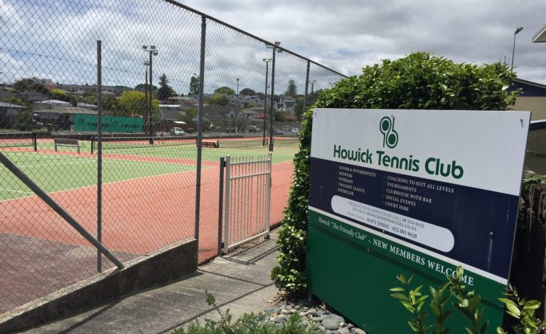 Funding grant to brighten up tennis courts
