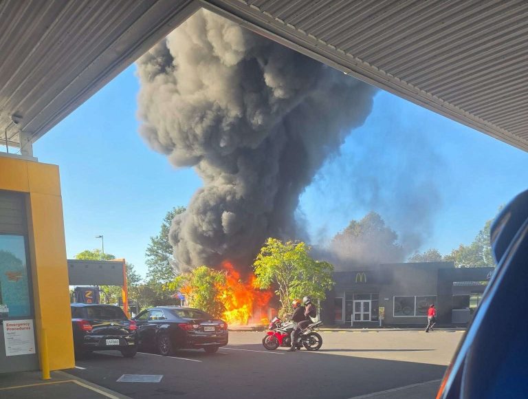 BREAKING – Youth charged with arson over McDonald’s Pakuranga fire