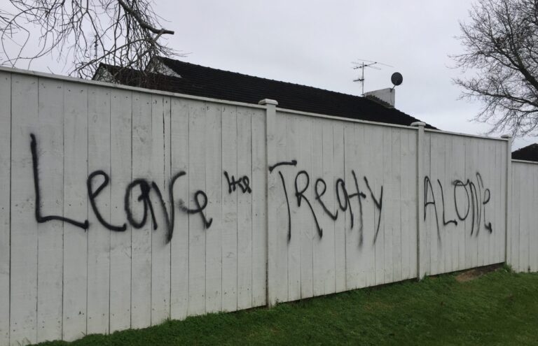 “Leave the Treaty alone!” – Vandal defaces east Auckland properties