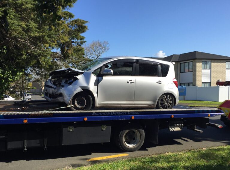 UPDATED: Person hospitalised following east Auckland crash