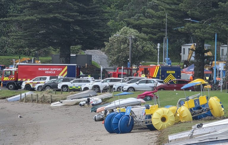 East Auckland local helping at disaster scene in Mount Maunganui