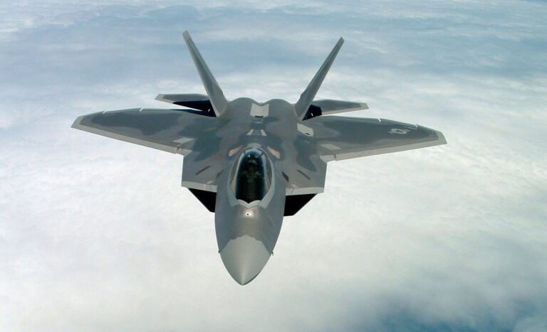 US Air Force F-22 Raptors coming to Warbirds Over Wanaka